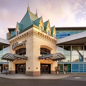 Fairmont Vancouver Airport In-terminal ***** Ричмонд