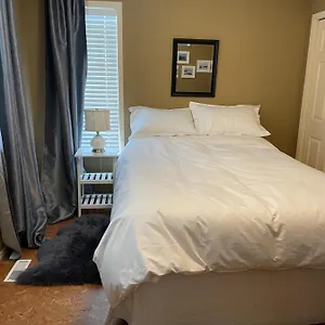 Quiet Resting Place Homestay Calgary