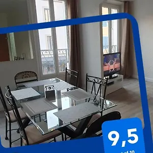 https://appartement-centre-historique-70-m2.fr-provencehotel.com
