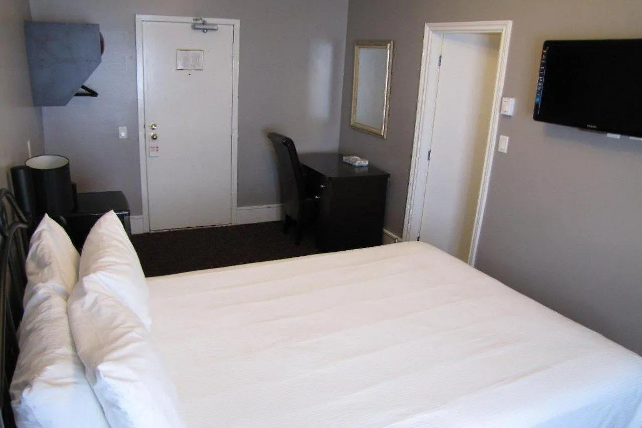 Barclay Hotel Vancouver