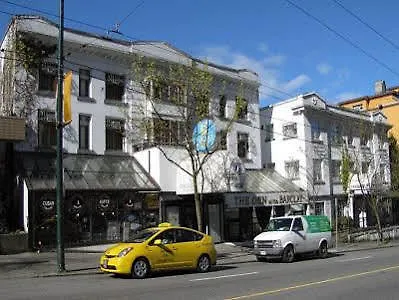 Barclay Hotel Vancouver 3*,